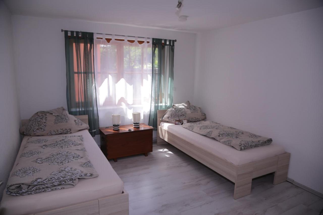 Haus Aissa Apartment Kandern Bagian luar foto