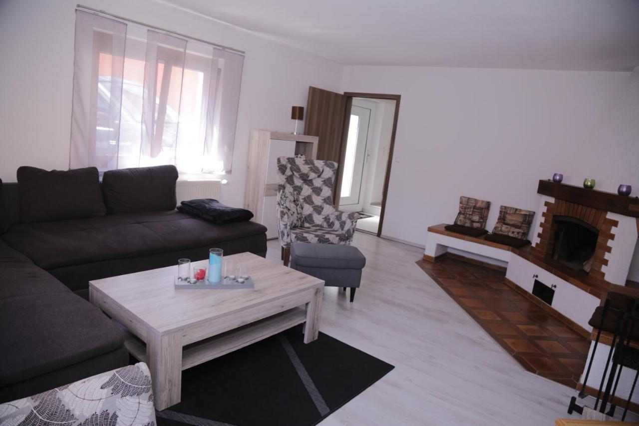 Haus Aissa Apartment Kandern Bagian luar foto